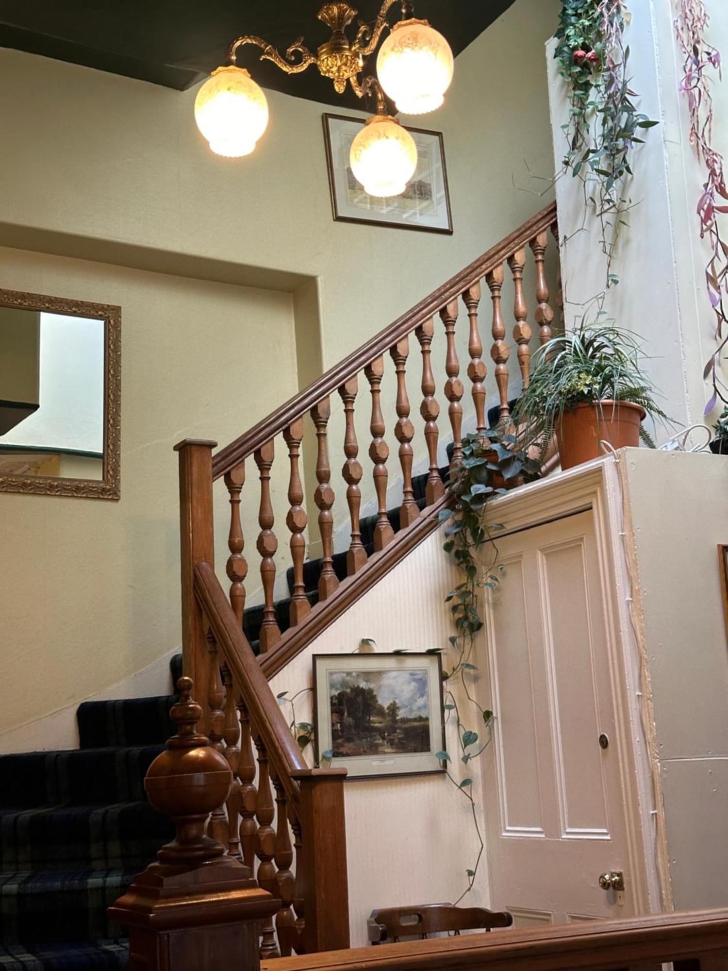 Rosehall Hotel Эдинбург Экстерьер фото